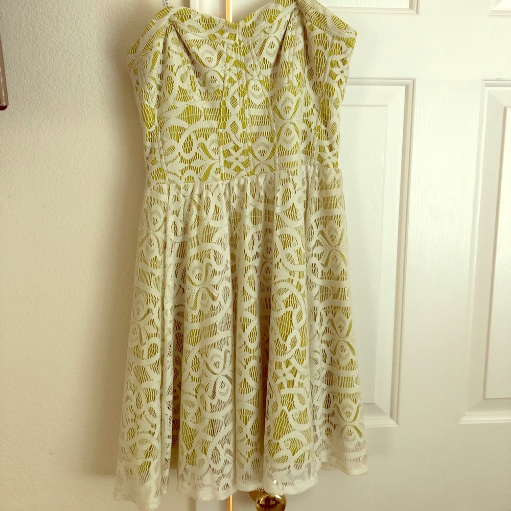 Guess strapless dress